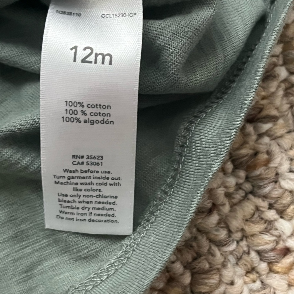 Carter’s tee and shorts set 12M nwt - Picture 5 of 6
